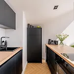 Spacious Mansard In The Old Town Apartamento