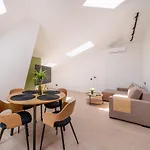 Spacious Mansard In The Old Town Apartamento *