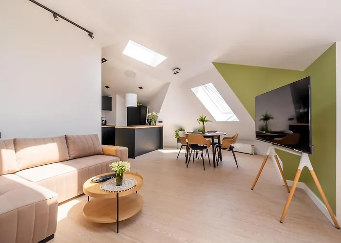 Daire Spacious Mansard In The Old Town Riga