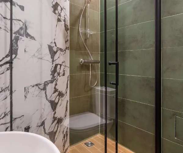 Spacious Mansard In The Old Town Riga